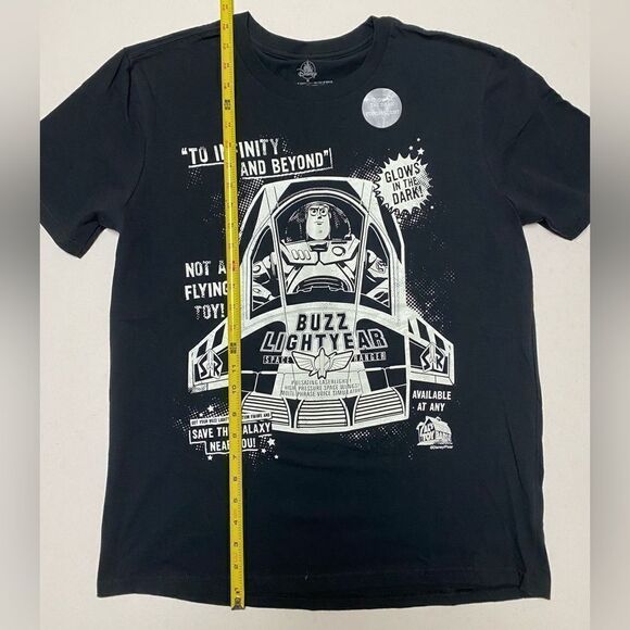 Disney NWT Buzz Lightyear Black Glow in the Dark Graphic Shirt Sz M - Picture 3 of 9